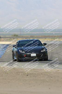 media/Sep-15-2024-Speed Ventures (Sun) [[7a54f7ed2f]]/Black Group/Session 1 (Outside Grapevine)/